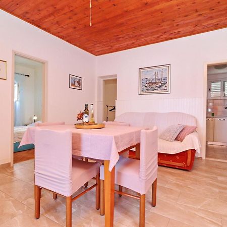 Holiday Home Neda Vela Luka Ngoại thất bức ảnh