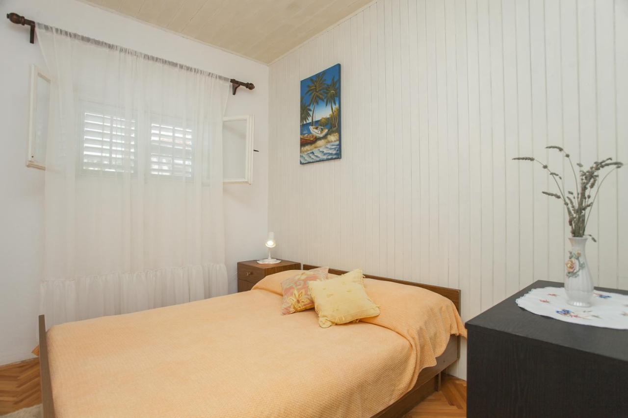 Holiday Home Neda Vela Luka Ngoại thất bức ảnh