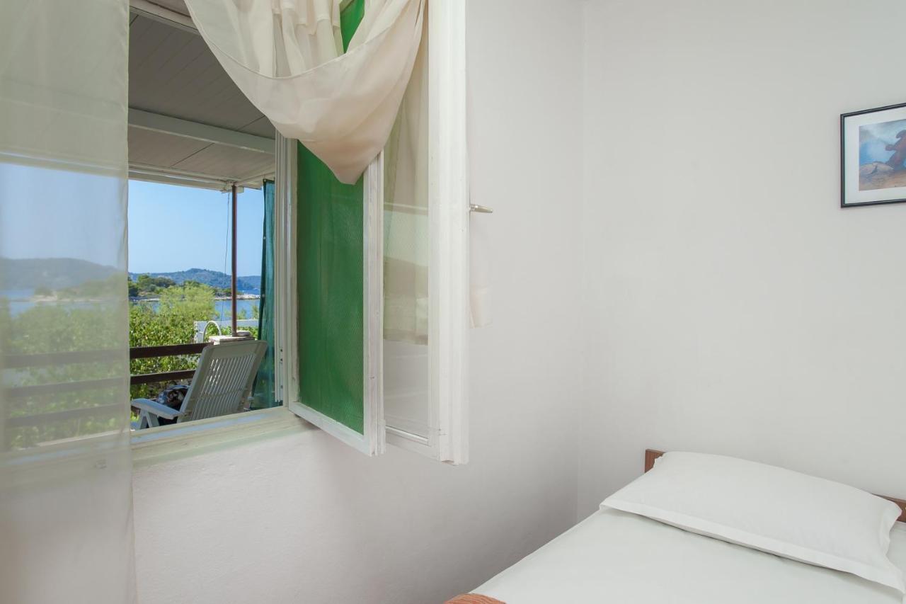 Holiday Home Neda Vela Luka Ngoại thất bức ảnh