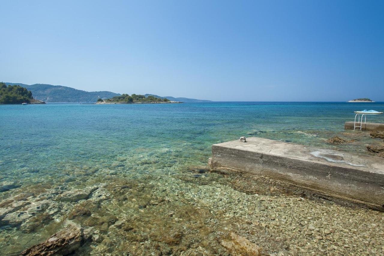 Holiday Home Neda Vela Luka Ngoại thất bức ảnh